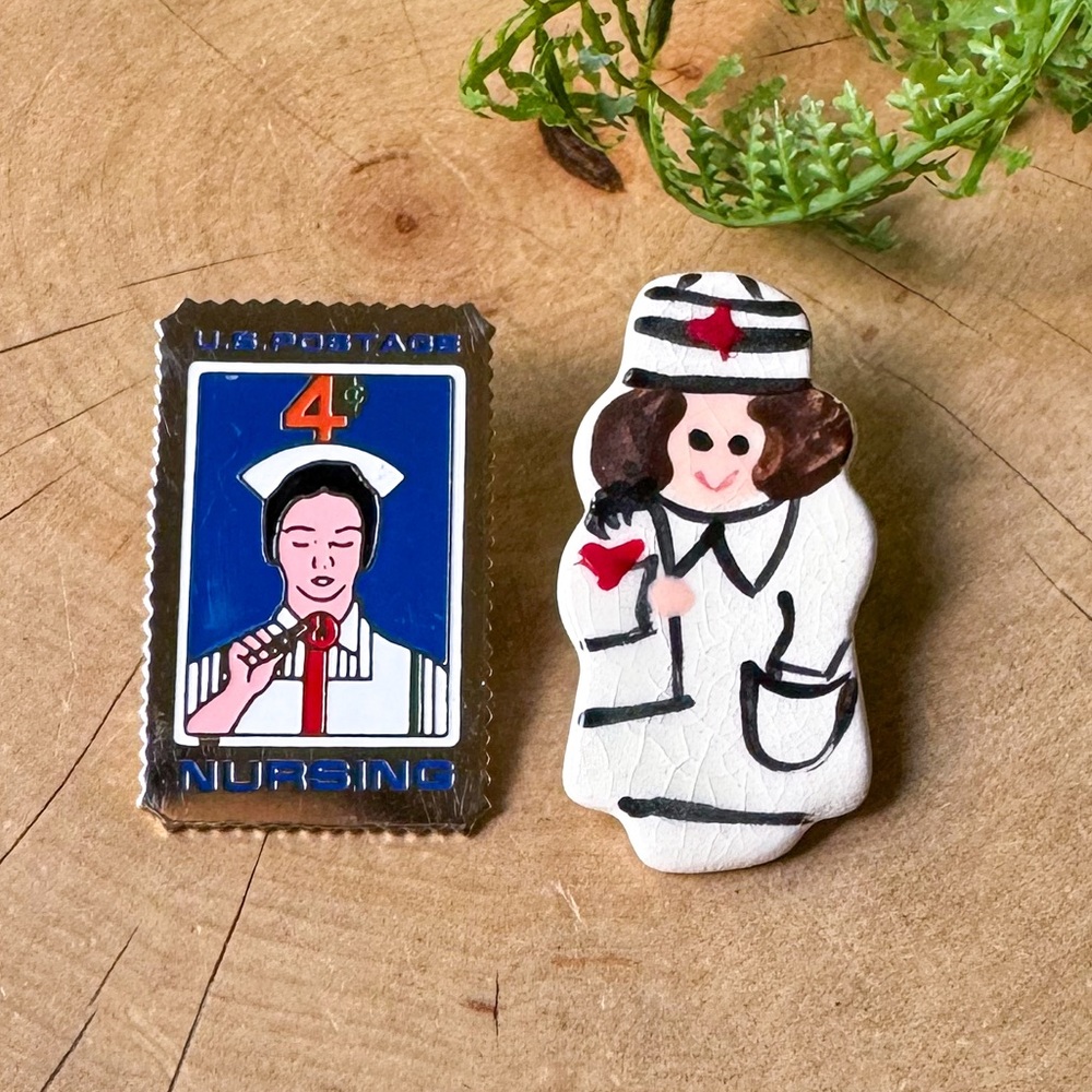 Vintage Nursing U.S. Postage Stamp 4¢ Pin Gold Tone & White Blue Red Enamel